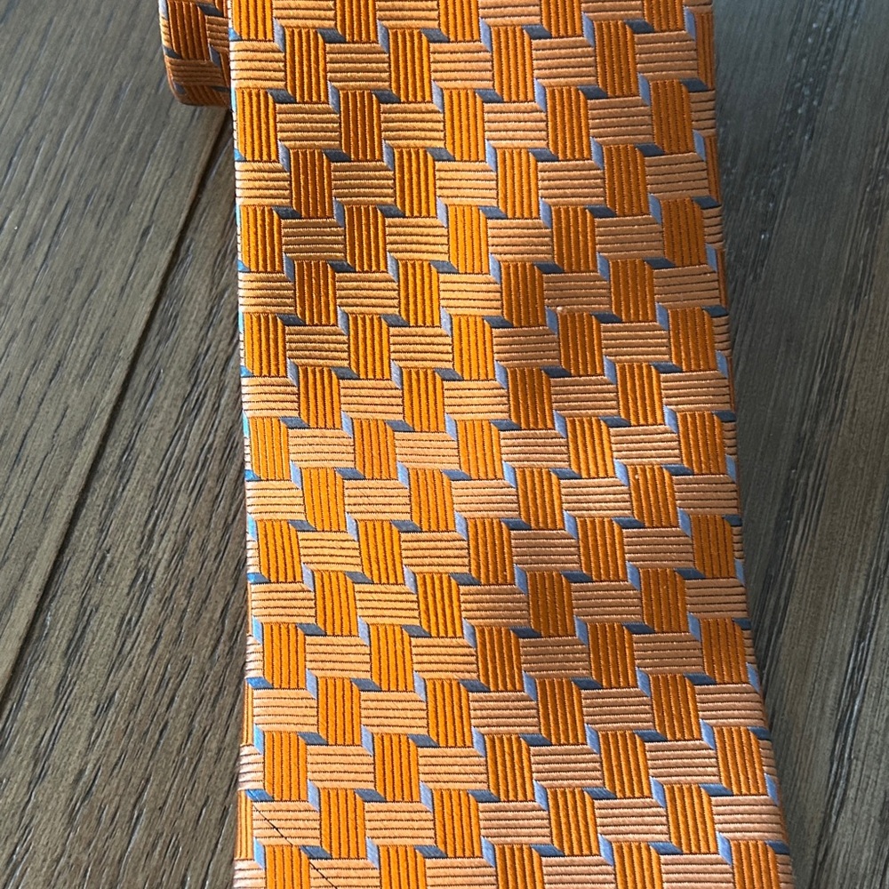 Jos A Bank Signature Collection -  Geometric Basketweave Pattern Silk Tie